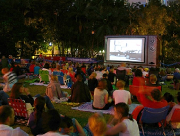 Cinematograful din parc…din parcul “Alexandru Ioan Cuza”