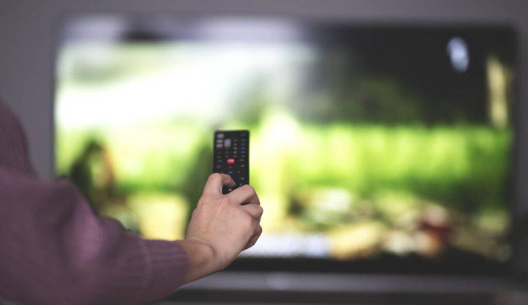Care sunt tehnologiile de afișare pentru televizoarele de<br>ultimă generație