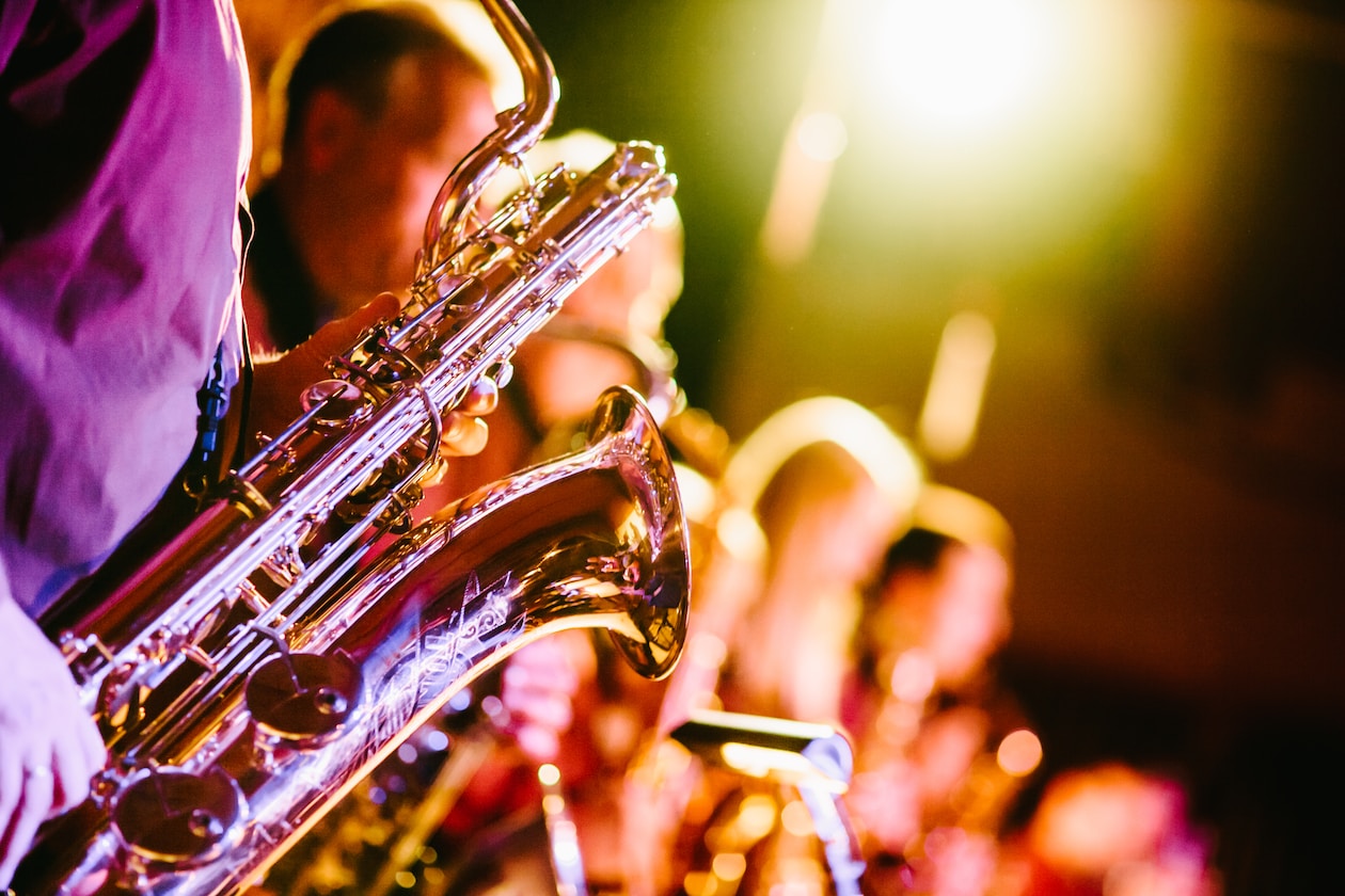 Ce Este un Cvintet? Definiție, Instrumentație și Exemple în Muzica Clasică și Jazz