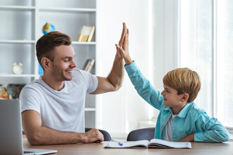 Jocurile și dezvoltarea copilului: mai mult decât divertisment